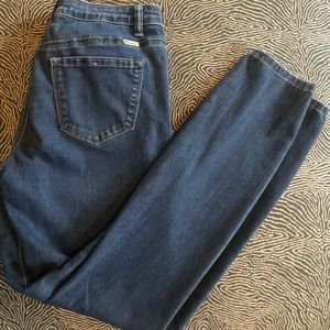 Kan Can Women’s Jeans Size 9 x 28” Like New